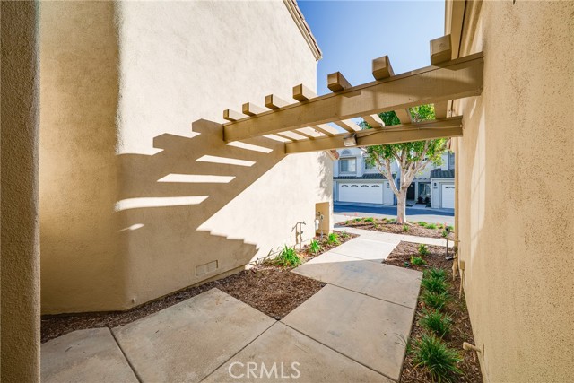 Detail Gallery Image 21 of 35 For 3 Almador, Irvine,  CA 92614 - 2 Beds | 2/1 Baths
