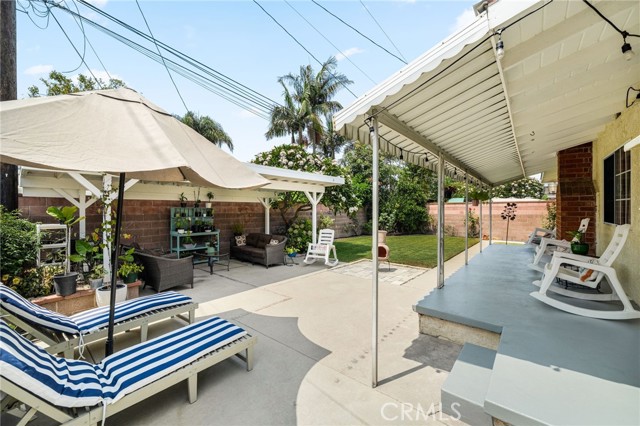 2137 Ostrom Avenue, Long Beach CA: https://media.crmls.org/medias/741caa88-7c77-4d5c-9f9a-17dc3abe5e4a.jpg