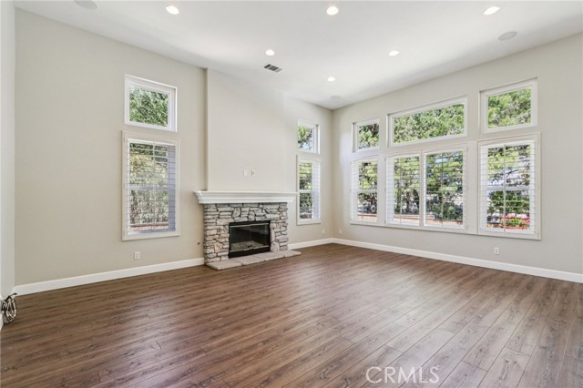 Detail Gallery Image 13 of 68 For 24966 Tyler Pl, Murrieta,  CA 92562 - 6 Beds | 3/1 Baths