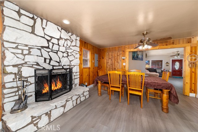 Detail Gallery Image 13 of 22 For 745 Sunset Ln, Sugarloaf,  CA 92386 - 4 Beds | 2 Baths