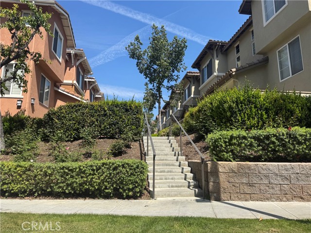 Detail Gallery Image 28 of 43 For 1219 Olson Dr, Fullerton,  CA 92833 - 3 Beds | 2/1 Baths
