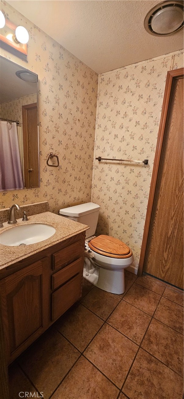 https://media.crmls.org/medias/741ebfd2-db17-42fb-a385-34ac52598ca4.jpg?preset=X-Large