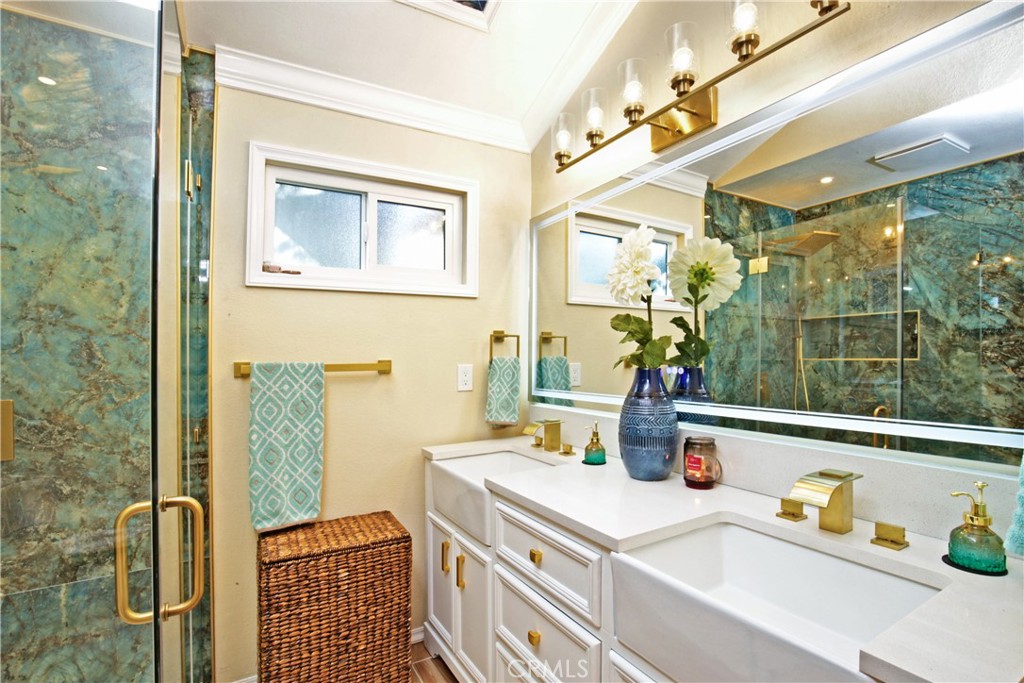 MLS #DW23143283 image #13