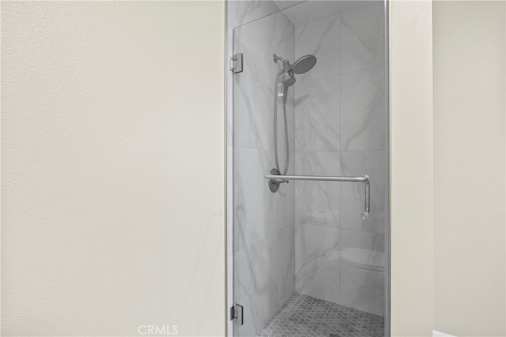 https://media.crmls.org/medias/741f3814-8215-48df-acaa-f7c622803140.jpg?preset=X-Large