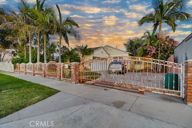 Detail Gallery Image 4 of 62 For 12014 Hebe, Norwalk,  CA 90650 - 3 Beds | 2 Baths