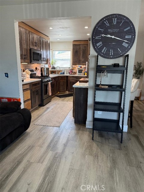 Detail Gallery Image 6 of 32 For 10258 Jersey, Santa Fe Springs,  CA 90670 - 3 Beds | 2 Baths