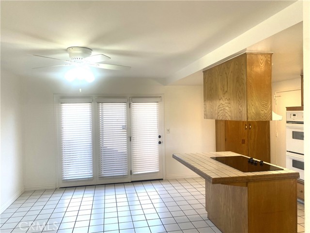 Detail Gallery Image 7 of 16 For 25181 Mackenzie St, Laguna Hills,  CA 92653 - 3 Beds | 2 Baths