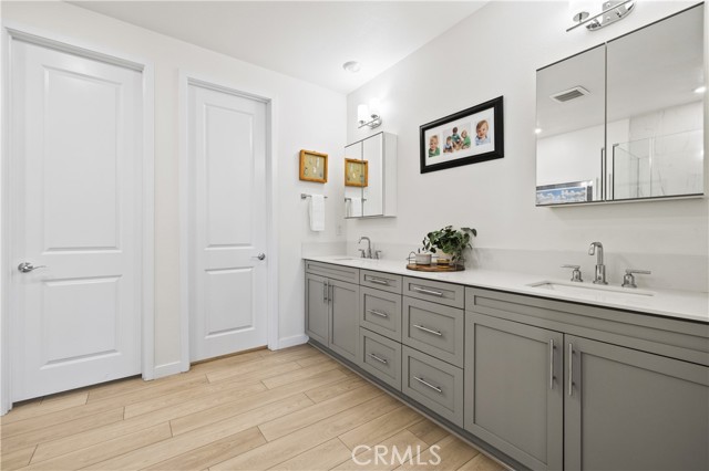 27774 Marquee Drive, Valencia CA: https://media.crmls.org/medias/74218521-8e64-444d-9953-6c86615b37e7.jpg