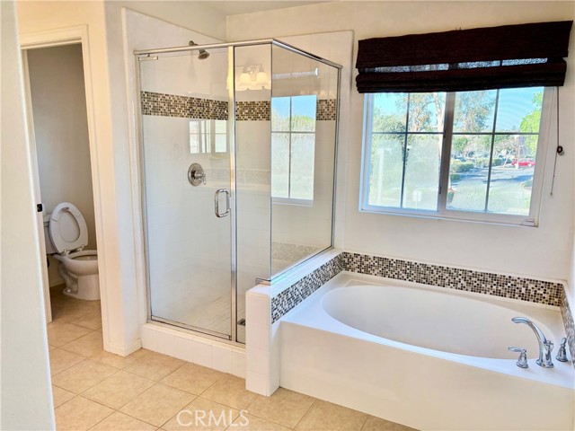Detail Gallery Image 11 of 33 For 435 Golden Bear Ln, Upland,  CA 91786 - 4 Beds | 2/1 Baths