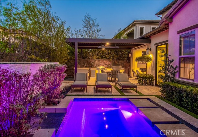 Detail Gallery Image 46 of 52 For 17352 Eucalyptus Ln, Huntington Beach,  CA 92649 - 5 Beds | 5/1 Baths