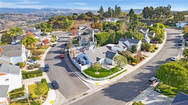 Detail Gallery Image 37 of 47 For 42 Baroness Ln, Laguna Niguel,  CA 92677 - 4 Beds | 3 Baths