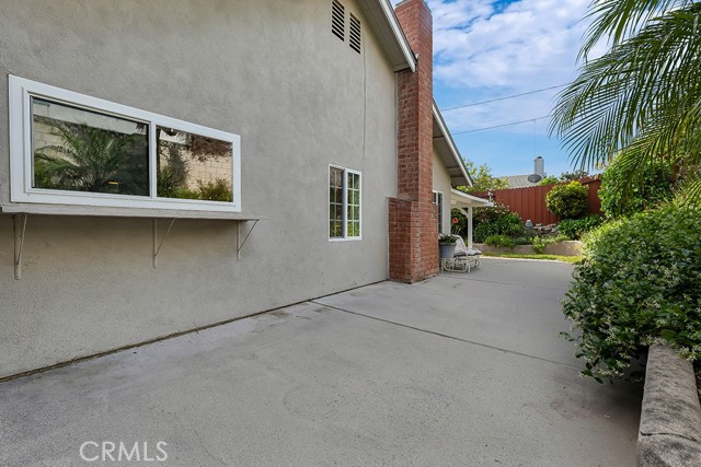 Detail Gallery Image 34 of 44 For 32 W Bonita, Simi Valley,  CA 93065 - 3 Beds | 2 Baths