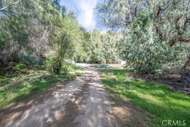 Detail Gallery Image 9 of 31 For 12571 Capra, Agua Dulce,  CA 91390 - 3 Beds | 1 Baths