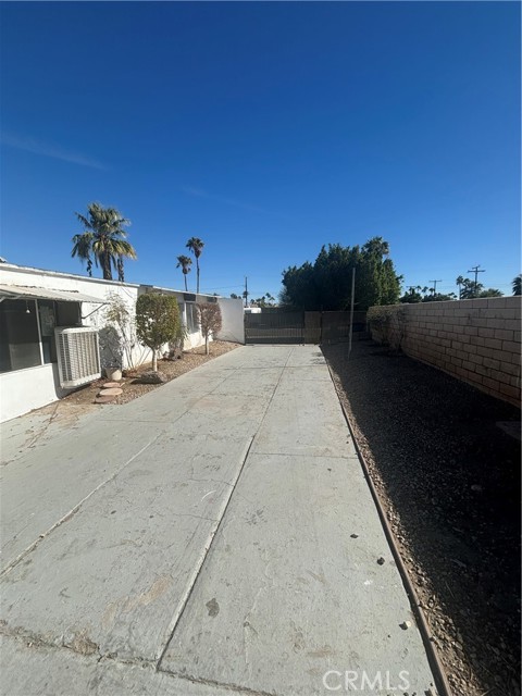 Detail Gallery Image 27 of 38 For 2653 N Kitty Hawk Dr, Palm Springs,  CA 92262 - 3 Beds | 2 Baths