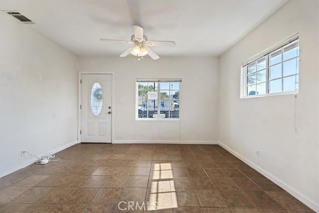 Detail Gallery Image 12 of 37 For 10779 Barlow, Lynwood,  CA 90262 - 2 Beds | 1 Baths