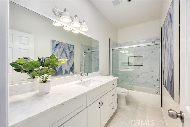 Detail Gallery Image 16 of 27 For 480 North Moore Avenue#a, Monterey Park,  CA 91754 - 4 Beds | 3 Baths