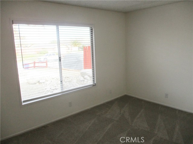 Detail Gallery Image 24 of 31 For 16999 Lorene Dr, Victorville,  CA 92395 - 3 Beds | 2 Baths