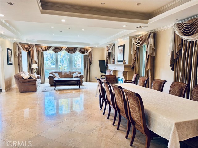 458 S Clark Drive, Beverly Hills CA: https://media.crmls.org/medias/74240e30-bdff-49cd-bafa-f5a9ca474ceb.jpg