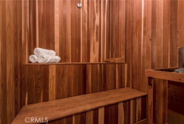 Detail Gallery Image 17 of 26 For 1441 Robmar, Beverly Hills,  CA 90210 - 7 Beds | 7/1 Baths