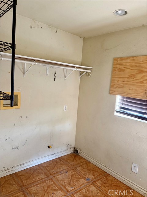 Detail Gallery Image 8 of 35 For 1042 W Mcfadden, Santa Ana,  CA 92707 - 5 Beds | 3/1 Baths