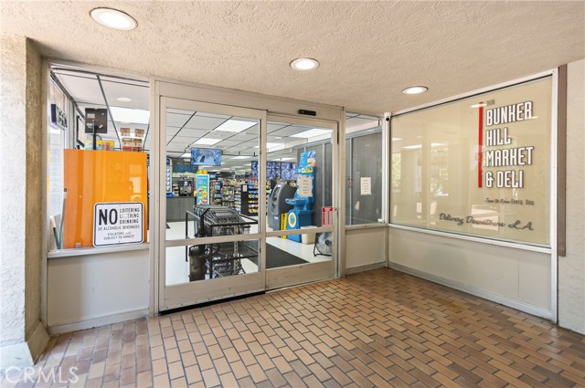 800 W 1st Street, Los Angeles CA: https://media.crmls.org/medias/7425389d-8c13-4c09-ac1e-c52e99cdd923.jpg