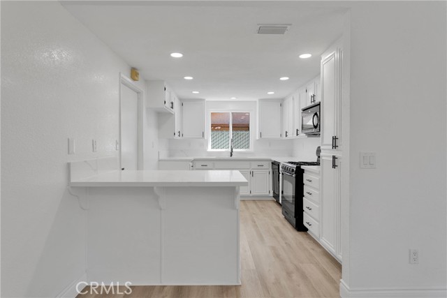 Detail Gallery Image 11 of 47 For 15505 via Cartagena St, Hesperia,  CA 92345 - 3 Beds | 2 Baths