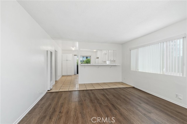 841 W 5th, San Pedro CA: https://media.crmls.org/medias/7425ed5d-57c8-4082-8c4e-a05e11d6aebf.jpg