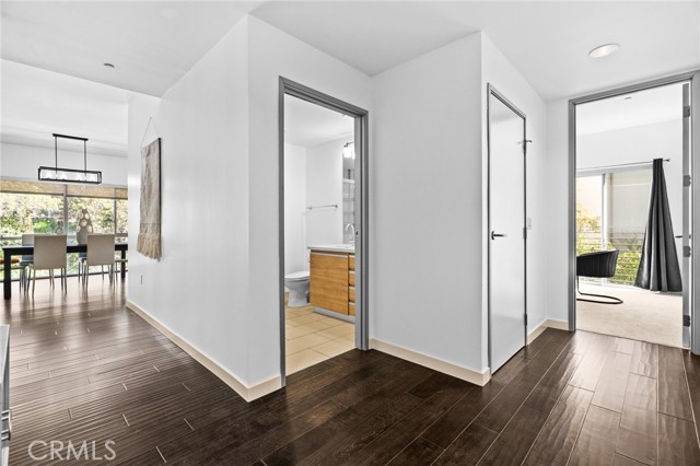Detail Gallery Image 11 of 49 For 3119 via Dolce #107,  Marina Del Rey,  CA 90292 - 3 Beds | 2 Baths