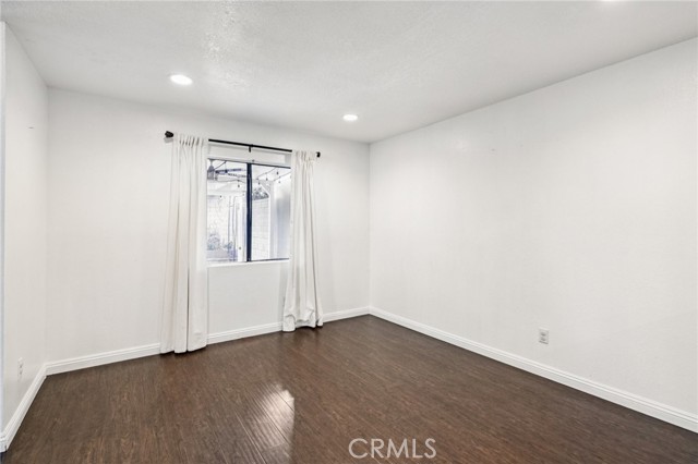 876 SAN PABLO Way, Duarte CA: https://media.crmls.org/medias/742636e6-efb7-4b60-a270-c2992d3e59bf.jpg
