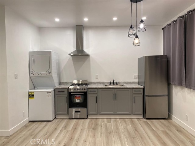 Detail Gallery Image 2 of 11 For 15519 15519 Gramercy Pl, Gardena,  CA 90249 - 0 Beds | 1 Baths