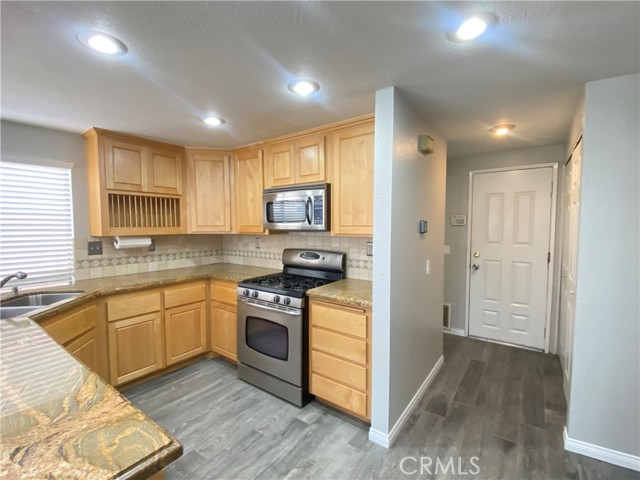 Detail Gallery Image 8 of 25 For 15449 Canyonstone Dr, Moreno Valley,  CA 92551 - 3 Beds | 2/1 Baths