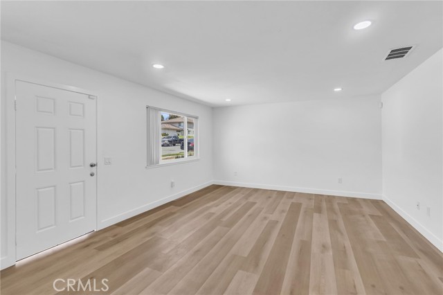 3531 Rainbow Lane, Highland CA: https://media.crmls.org/medias/742722ad-6c87-45ca-ac4c-f35dd18e0676.jpg