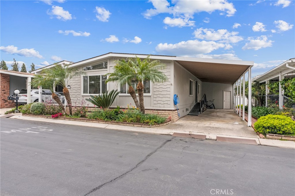 5200 Irvine Boulevard #502