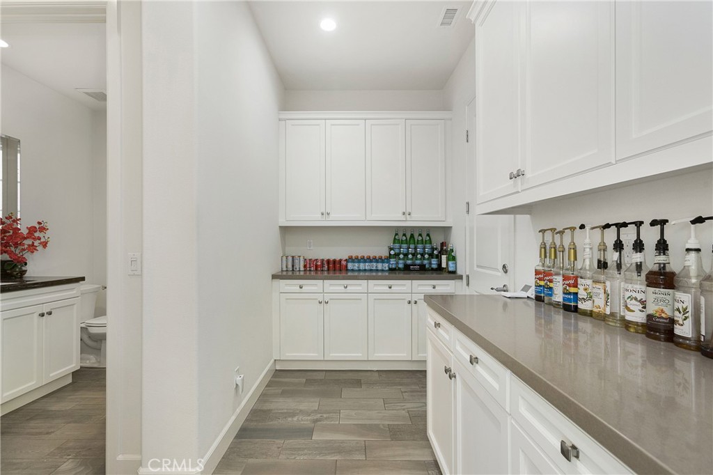 MLS #OC25181790 image #12
