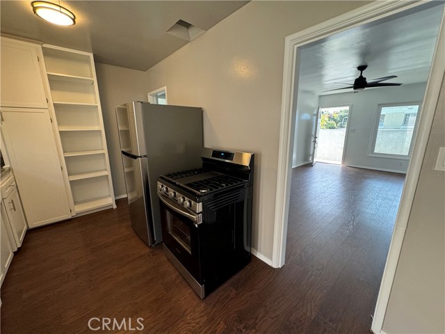 Detail Gallery Image 9 of 18 For 1520 N Fair Oaks, Pasadena,  CA 91103 - 2 Beds | 1 Baths