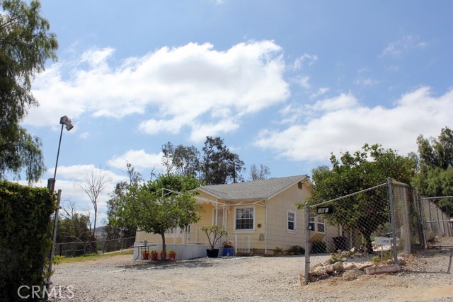 1032 6th St, Norco, CA 92860