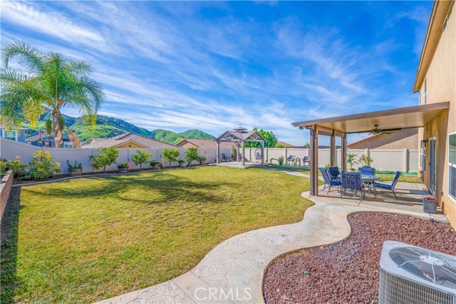 Detail Gallery Image 6 of 46 For 20407 Lyon Rd, Riverside,  CA 92507 - 4 Beds | 2/1 Baths