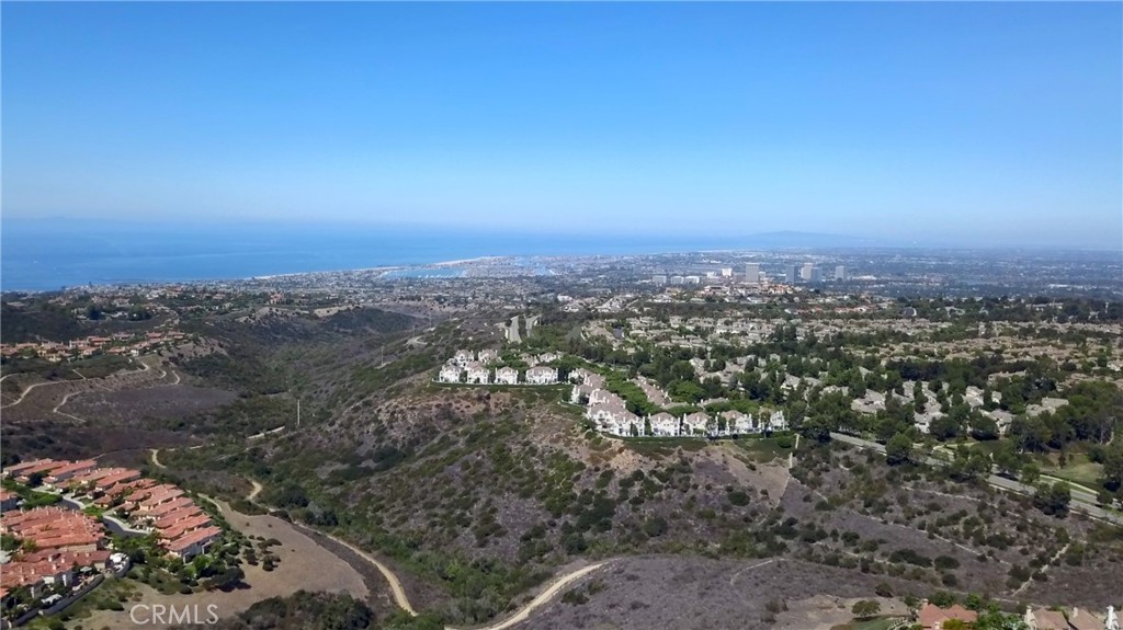 https://media.crmls.org/medias/74291544-d326-4939-aa55-5c9f601007c1.jpg?preset=X-Large