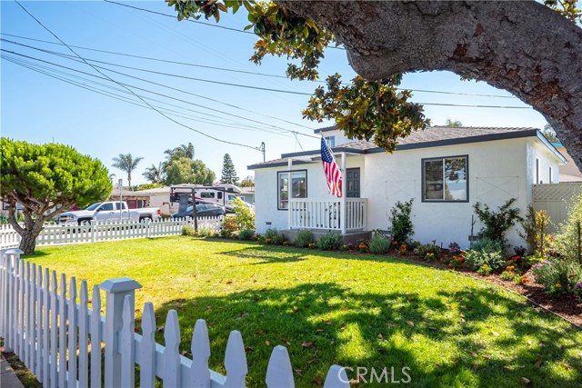 1101 High Lane, Redondo Beach, California 90278, 3 Bedrooms Bedrooms, ,2 BathroomsBathrooms,For Sale,High,SB22142455