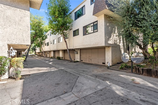 6145 Shoup Avenue, 50 photo 28