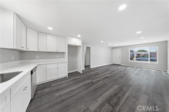 24800 Carolyn Avenue, Moreno Valley CA: https://media.crmls.org/medias/742a1bc0-962b-481c-aaa5-f926ecc39510.jpg