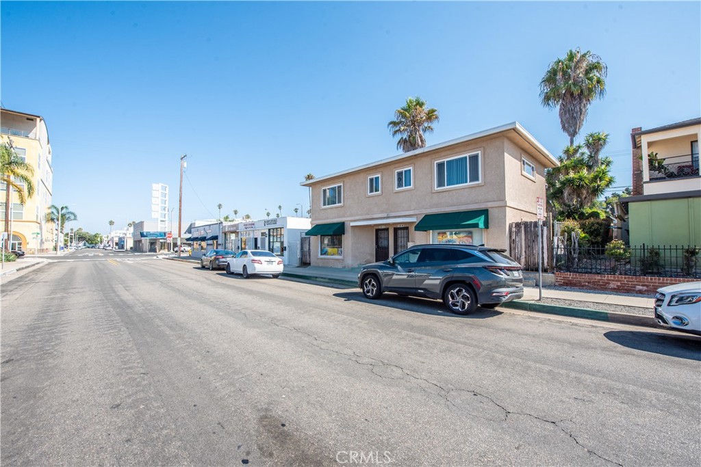 110 Freeman Street - photo 3