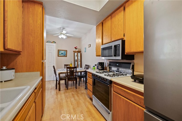 Detail Gallery Image 13 of 29 For 2827 W Avenue K12 #211,  Lancaster,  CA 93536 - 2 Beds | 2 Baths