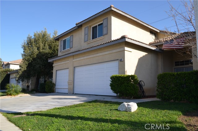 16129 Windcrest Dr, Fontana, CA 92337