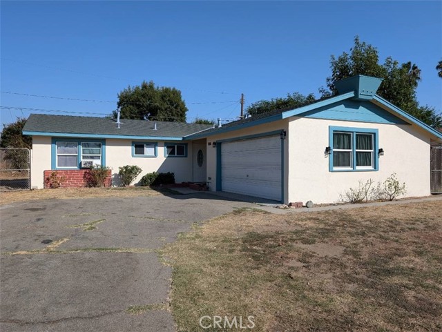 Detail Gallery Image 1 of 1 For 2208 Los Flores St, Pomona,  CA 91767 - 3 Beds | 2 Baths