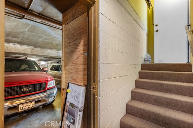 5463 Newcastle Avenue, Encino CA: https://media.crmls.org/medias/742d43dd-c448-42cc-ba05-0bf2af7aa396.jpg