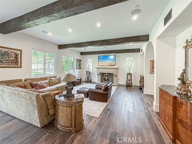 Detail Gallery Image 8 of 47 For 27417 Park Vista Rd, Agoura Hills,  CA 91301 - 7 Beds | 7/1 Baths
