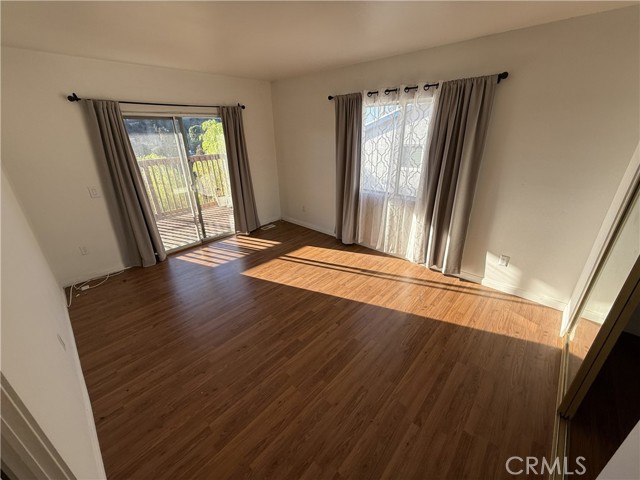 Detail Gallery Image 18 of 30 For 4345 Camello Rd, Woodland Hills,  CA 91364 - 3 Beds | 2/1 Baths