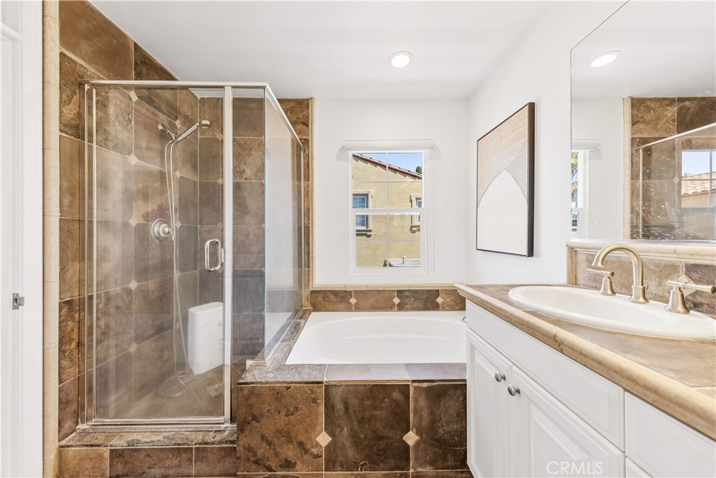 MLS #OC26155229 image #34