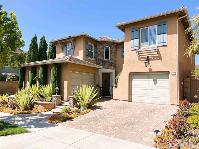 9 Walnut Creek, Irvine CA: https://media.crmls.org/medias/742fbfc0-6d8d-4c91-b154-c0bef848425f.jpg